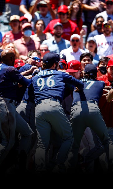 Angels-Mariners brawl: Fan orders Jesse Winker a pizza after ejection